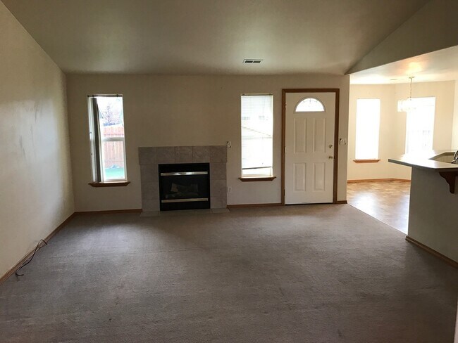 Building Photo - Eastgate Home. Yard care provided