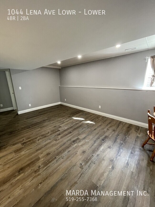 Building Photo - MODERN 4 BED/2 BATH LOWER UNIT- WEST END + 50% OF UTILITIES