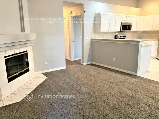 Foto del edificio - 4591 Misty Dawn Ct N