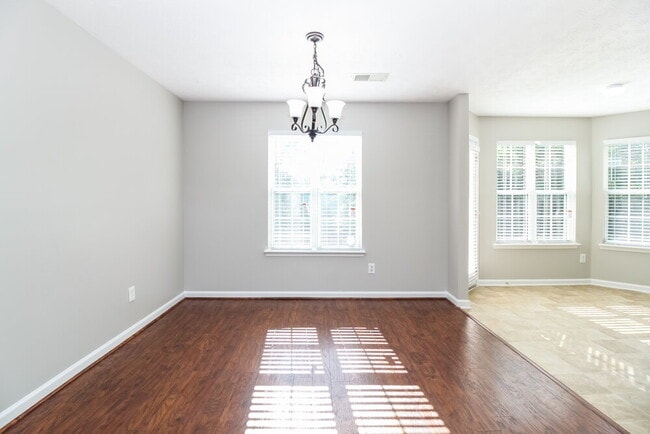 Building Photo - 4880 Noah Ridge