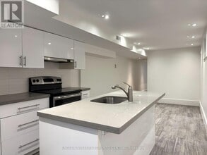 Building Photo - 111 Boston Ave