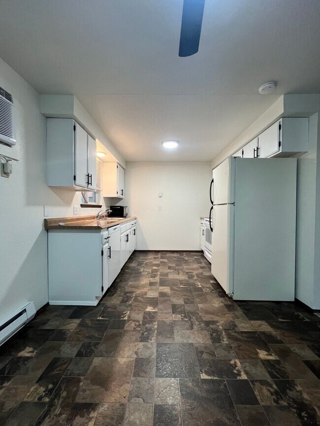 Foto del edificio - 500/502 Conway Pl*