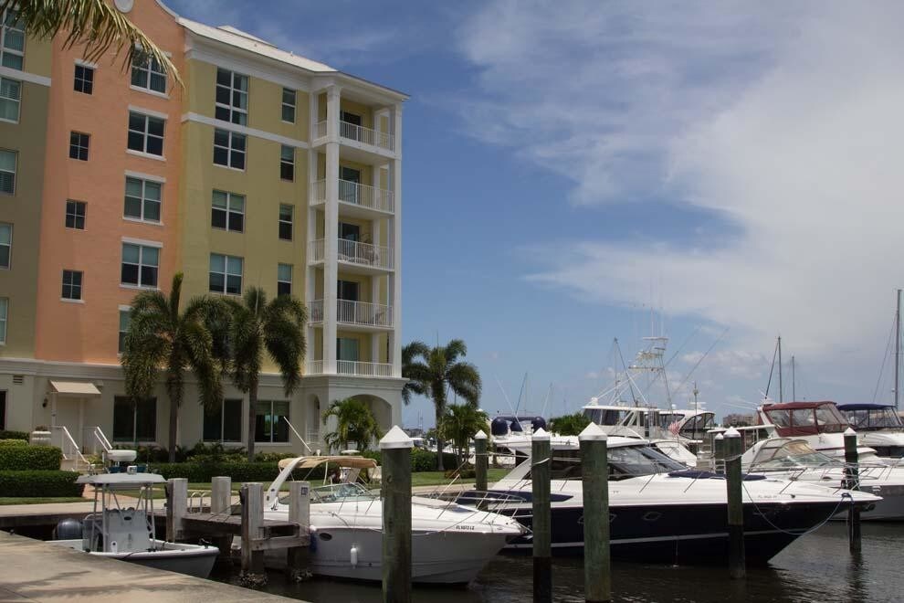 Primary Photo - 806 E Windward Way 612 Lantana FL 33462