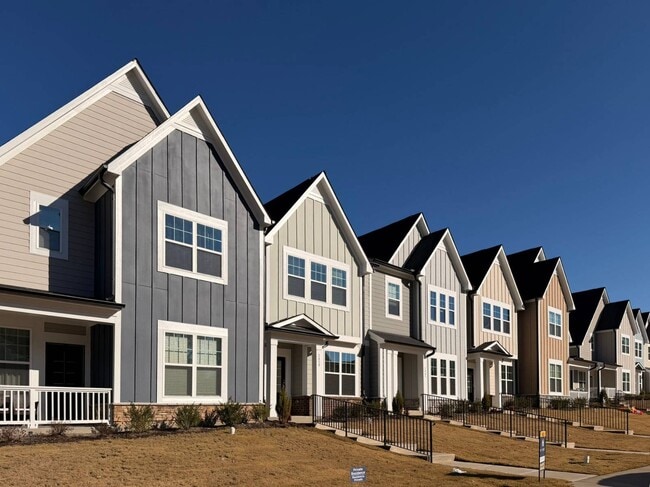 Building Photo - 2459 Englemann Dr