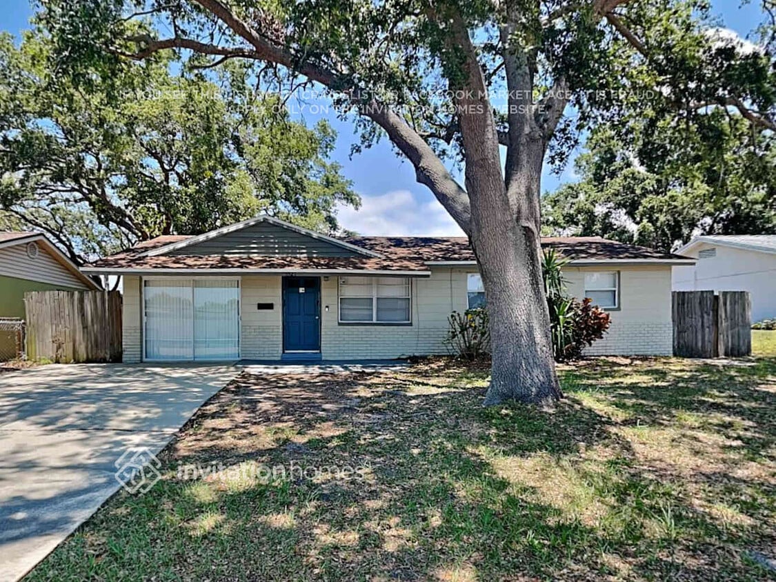 Primary Photo - 5521 66th Ave N