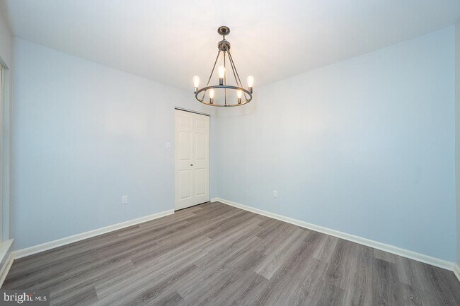 Foto del edificio - 194 Valley Stream Ln