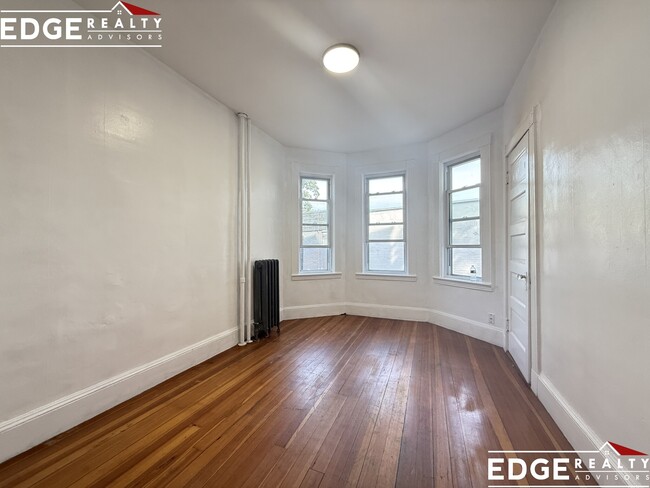 Building Photo - 97 Franklin St