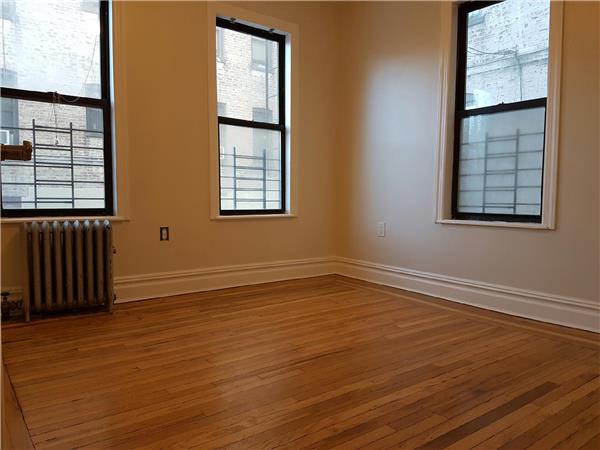 Foto del edificio - 2530 Broadway