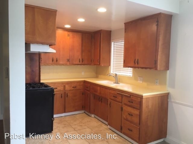 Building Photo - 10724 Marbel Ave