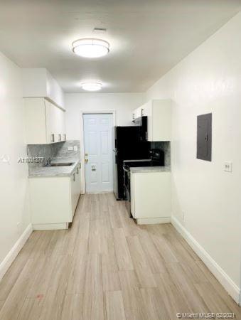 Building Photo - 738 NE 86th St