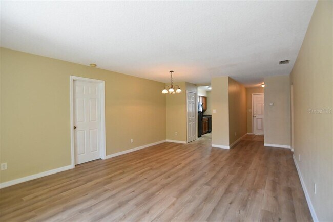 Building Photo - 4782 Tangerine Ave