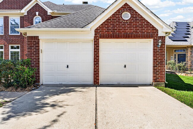 Foto del edificio - 22118 Blossom Meadow Ct