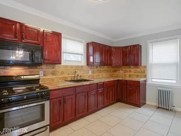Building Photo - 3 br, 1 bath House - 187 Brookdale Ave