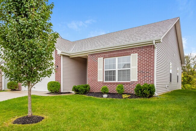 Building Photo - 573 Farnham Dr