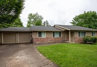 Building Photo - 3532 NE Division St