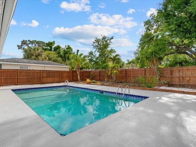 Foto del edificio - 2226 Fairfield Ave