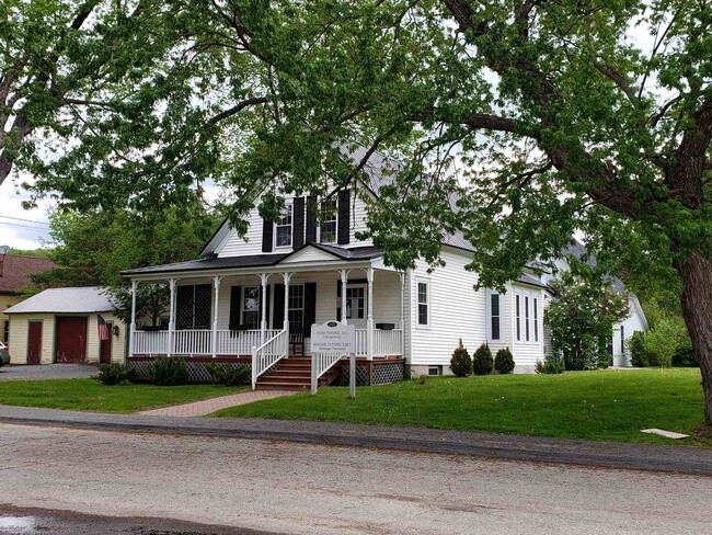 Building Photo - 155 Main St