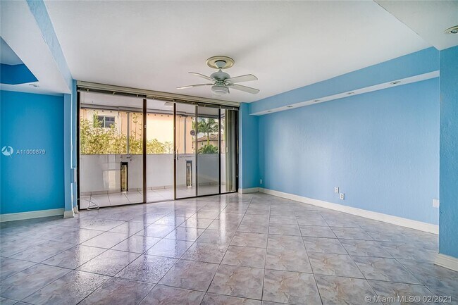 Foto del edificio - 3545 NE 166th St