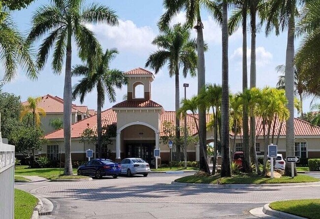 Foto del edificio - 8855 Okeechobee Blvd