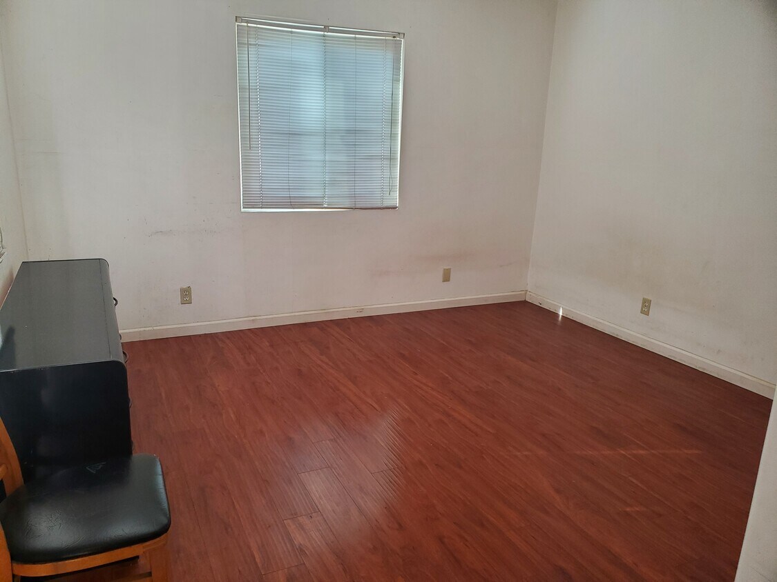 517 Gladys Ave, Monterey Park, CA 91755 House for Rent in Monterey