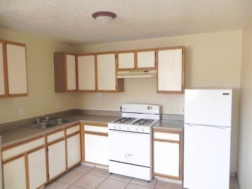 Foto del edificio - MOVE IN SPECIAL! - The BEST DEAL in ABQ!