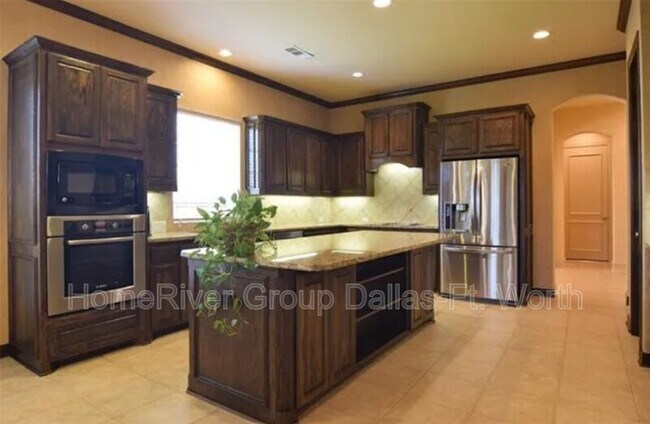 Building Photo - 705 Wills Point Dr