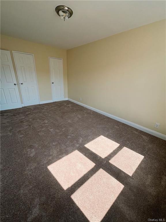 Building Photo - 2 Sadore Ln