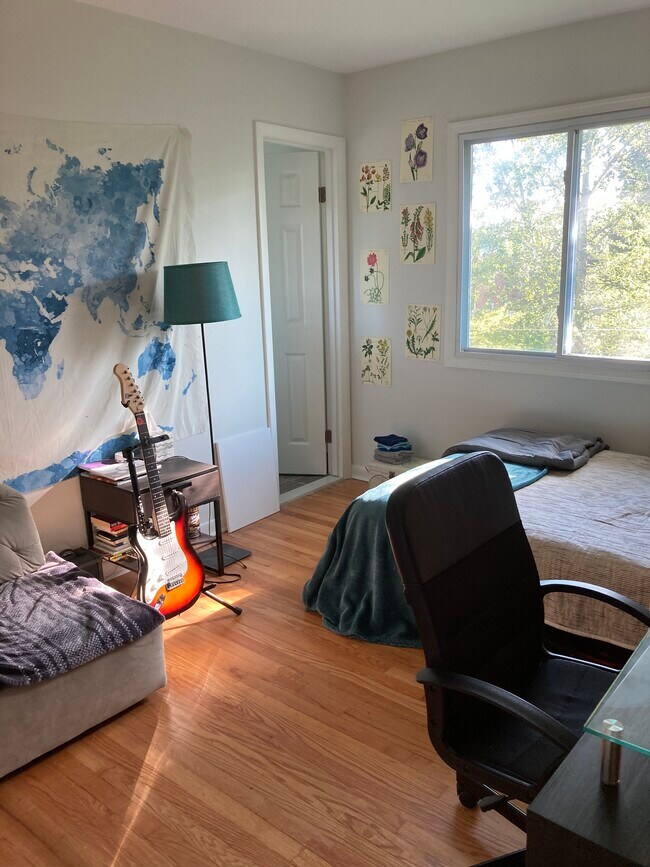 Foto del edificio - 600 N Vermont St