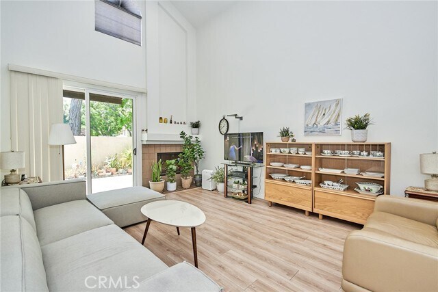 Foto del edificio - 28 Wilderness Pl