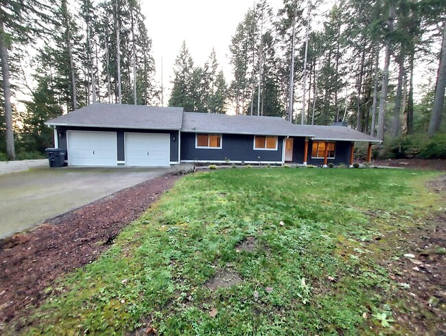 Building Photo - 3 Bedroom - Gig Harbor Rambler