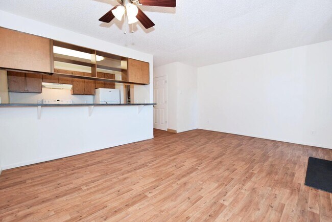 Building Photo - 12375 Mt Jefferson Terrace