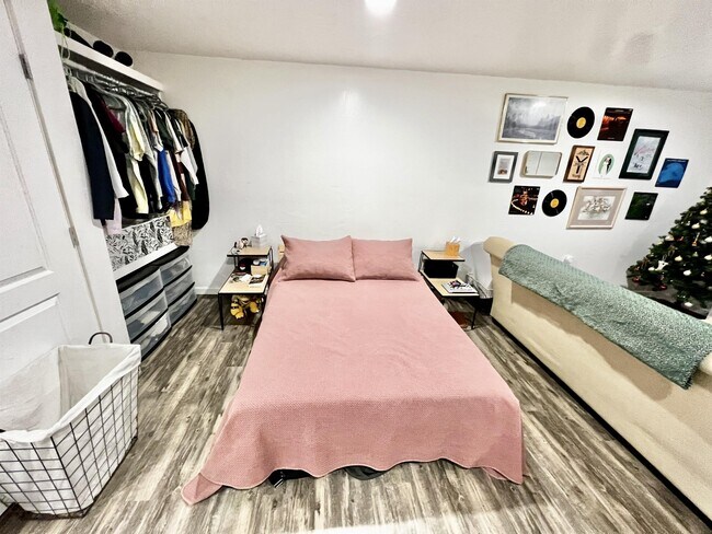 Foto del edificio - 331 N 400 E