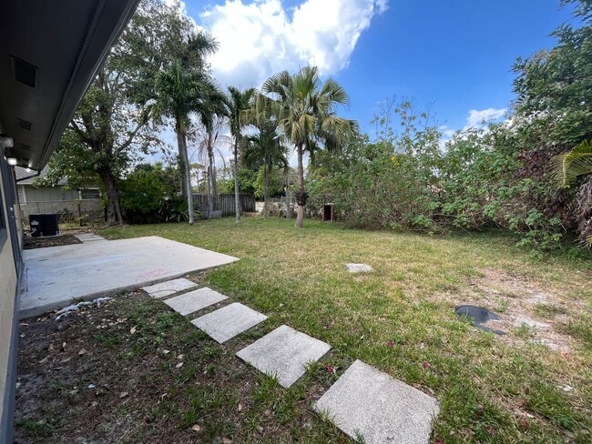 Foto del edificio - 3/2 Home For Rent- Palm Springs FL