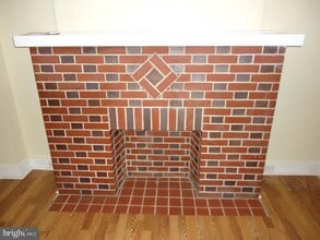 Building Photo - 1208 Marion St