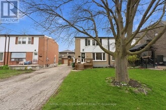 Building Photo - 32 Althea Rd