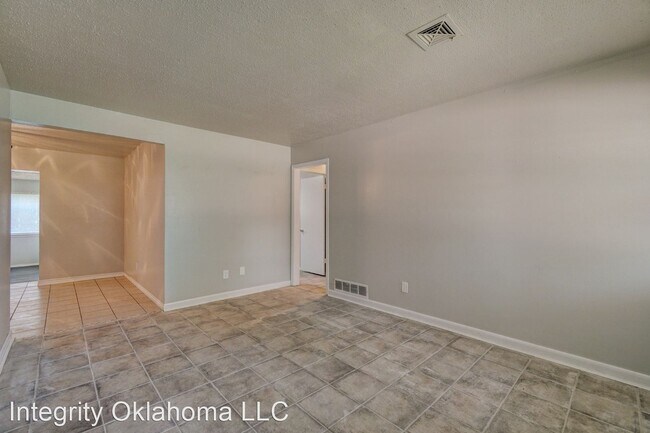 Foto del edificio - 3 br, 1.5 bath House - 4409 SE 43rd St.