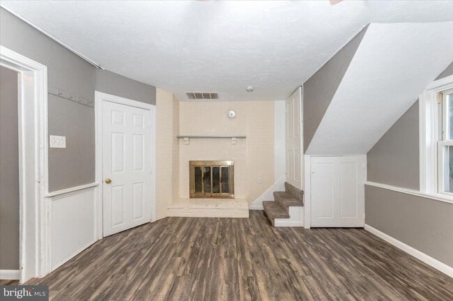 Building Photo - 15 W Frederick St