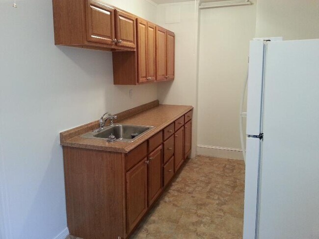 Building Photo - 1615 Commonwealth Ave