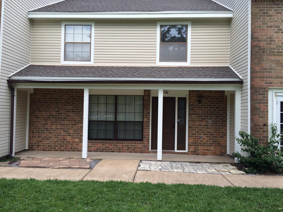 27 11th St, Shalimar, FL 32579 Townhome Rentals in Shalimar FL