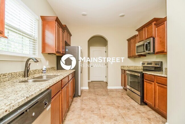 Building Photo - 4 Bedroom Pet-Friendly Home in La Vergne, ...