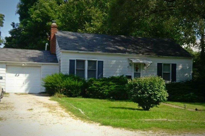 Primary Photo - Cute 2 bedroom-Centennial School District