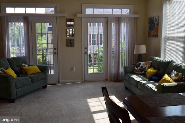 Foto del edificio - 1135 Carinoso Cir