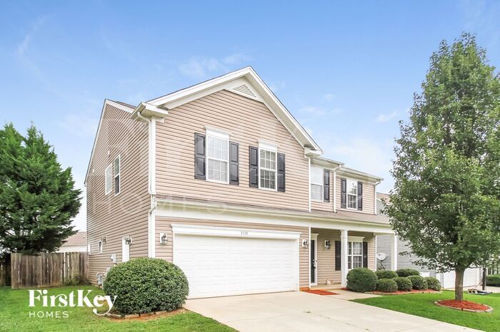 Foto principal - 3739 Village Springs Dr