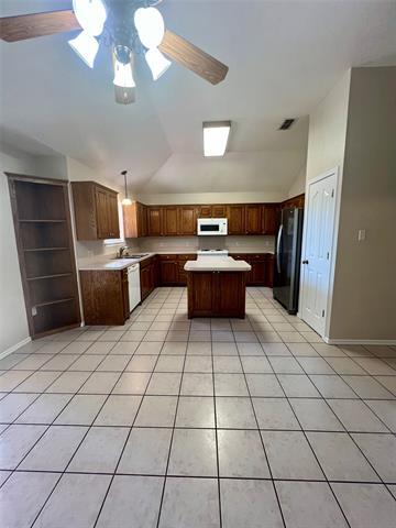 Foto del edificio - 5372 Western Plains Ave