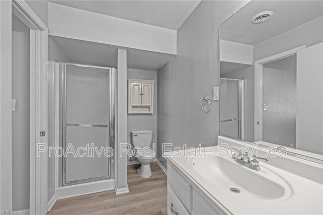 Building Photo - 1729 Pompey St