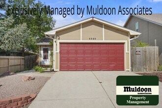Building Photo - 2220 Calistoga Dr