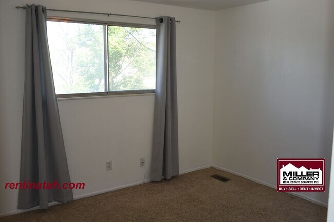 Building Photo - Nice Remodeled Condo For Rent!!