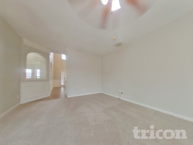 Foto del edificio - 20 Silver Peak Dr