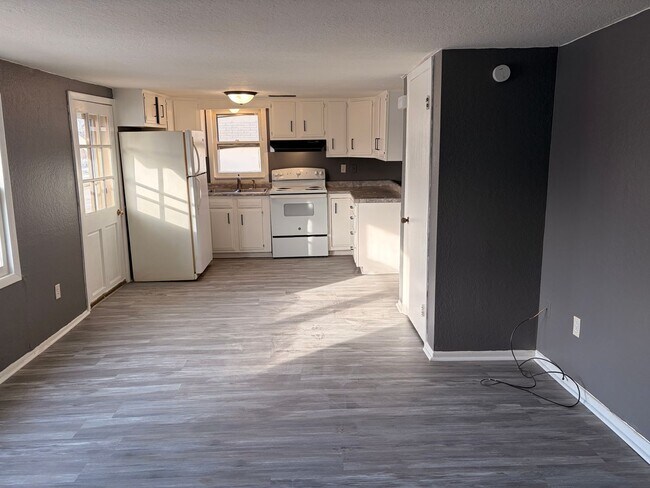 Foto del edificio - Lovely 3-Bedroom Ranch Style Home!