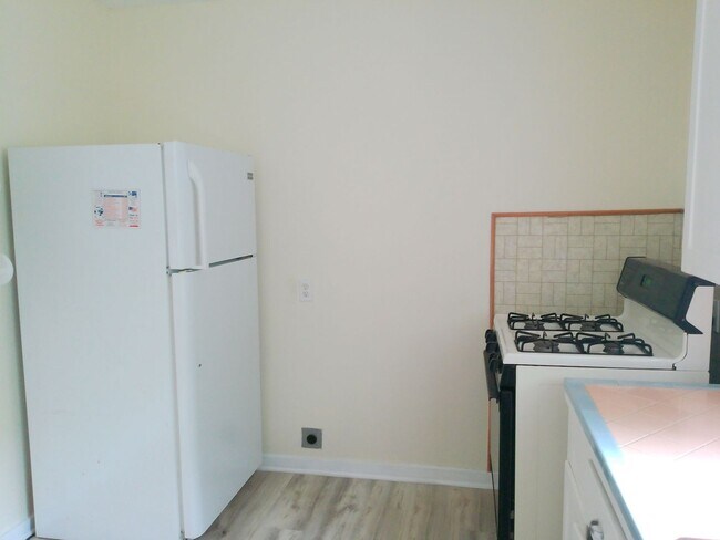 Foto del edificio - 4229 Jr Terrace
